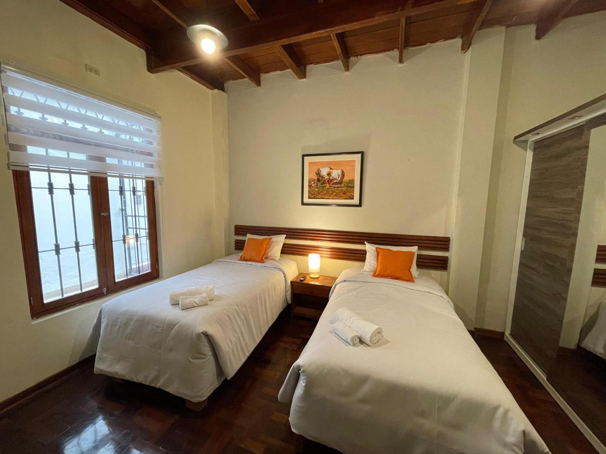 Posada Miraflores Лима Экстерьер фото